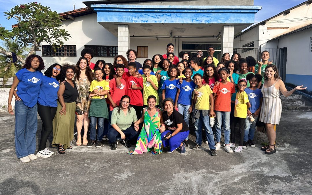 Visita a projetos sociais de educação musical: São Paulo (SP) e Salvador (BA)