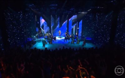 Orquestra Aprendiz Musical se apresenta com Michel Teló no programa Estrela da Casa, da TV Globo