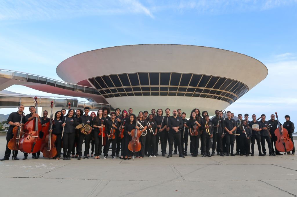 ORQUESTRA APRENDIZ MUSICAL – FOTO DIVULGAÇÃO – 3 (1) Programa Aprendiz Musical comemora 25 anos com lançamento do álbum “Choro Sinfônico”